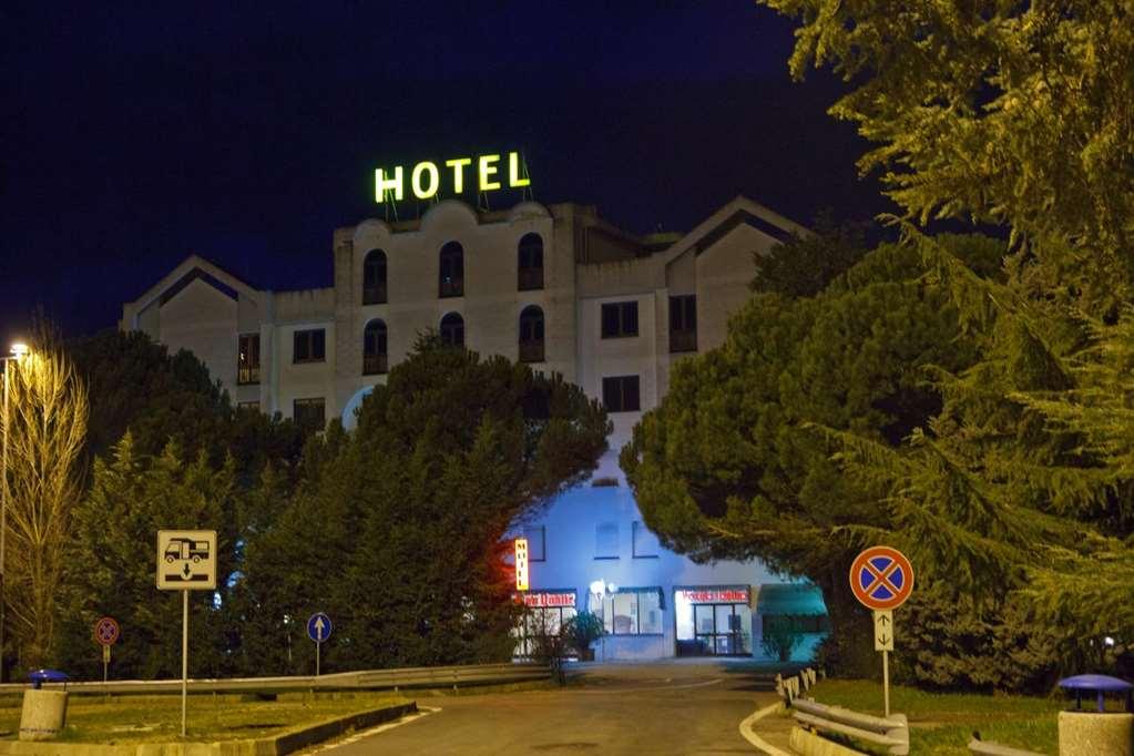Il Grifo Hotel E Bisteccheria Toscana Montepulciano Stazione Kültér fotó