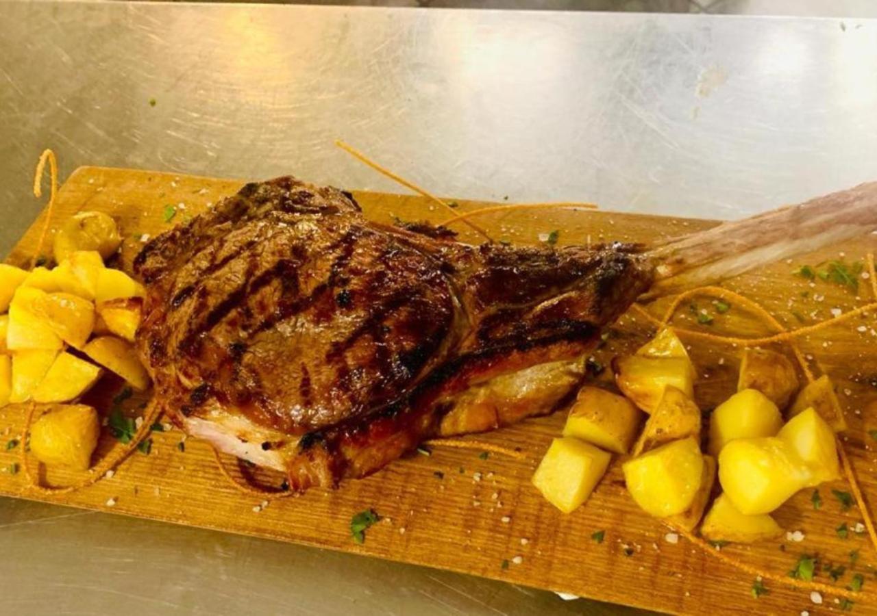 Il Grifo Hotel E Bisteccheria Toscana Montepulciano Stazione Kültér fotó