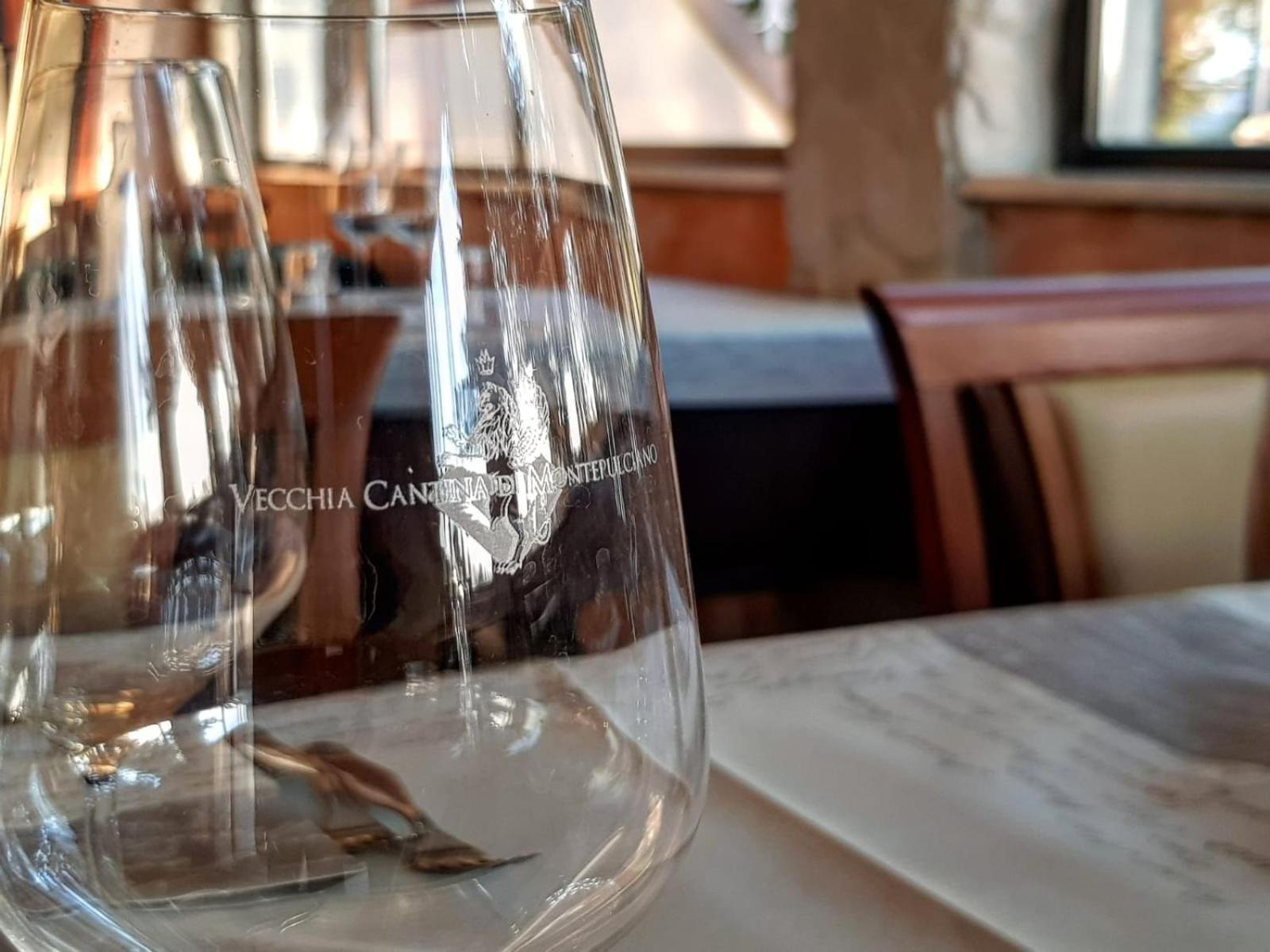 Il Grifo Hotel E Bisteccheria Toscana Montepulciano Stazione Kültér fotó