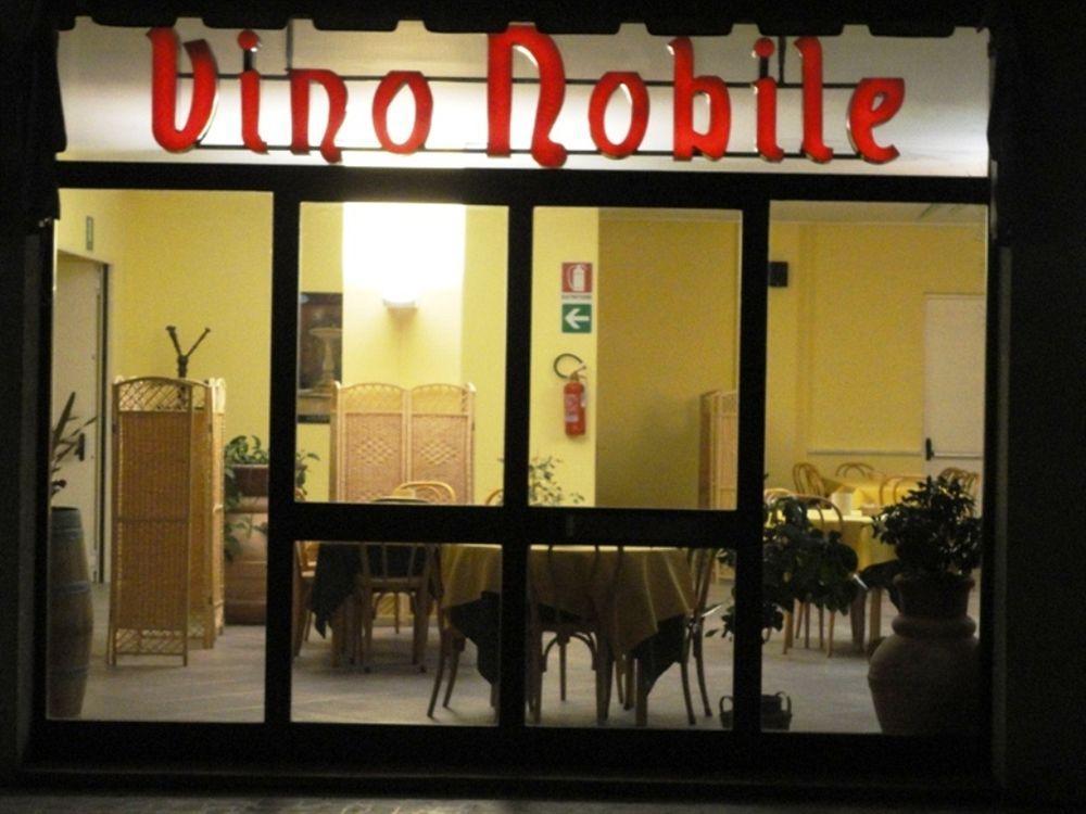 Il Grifo Hotel E Bisteccheria Toscana Montepulciano Stazione Kültér fotó
