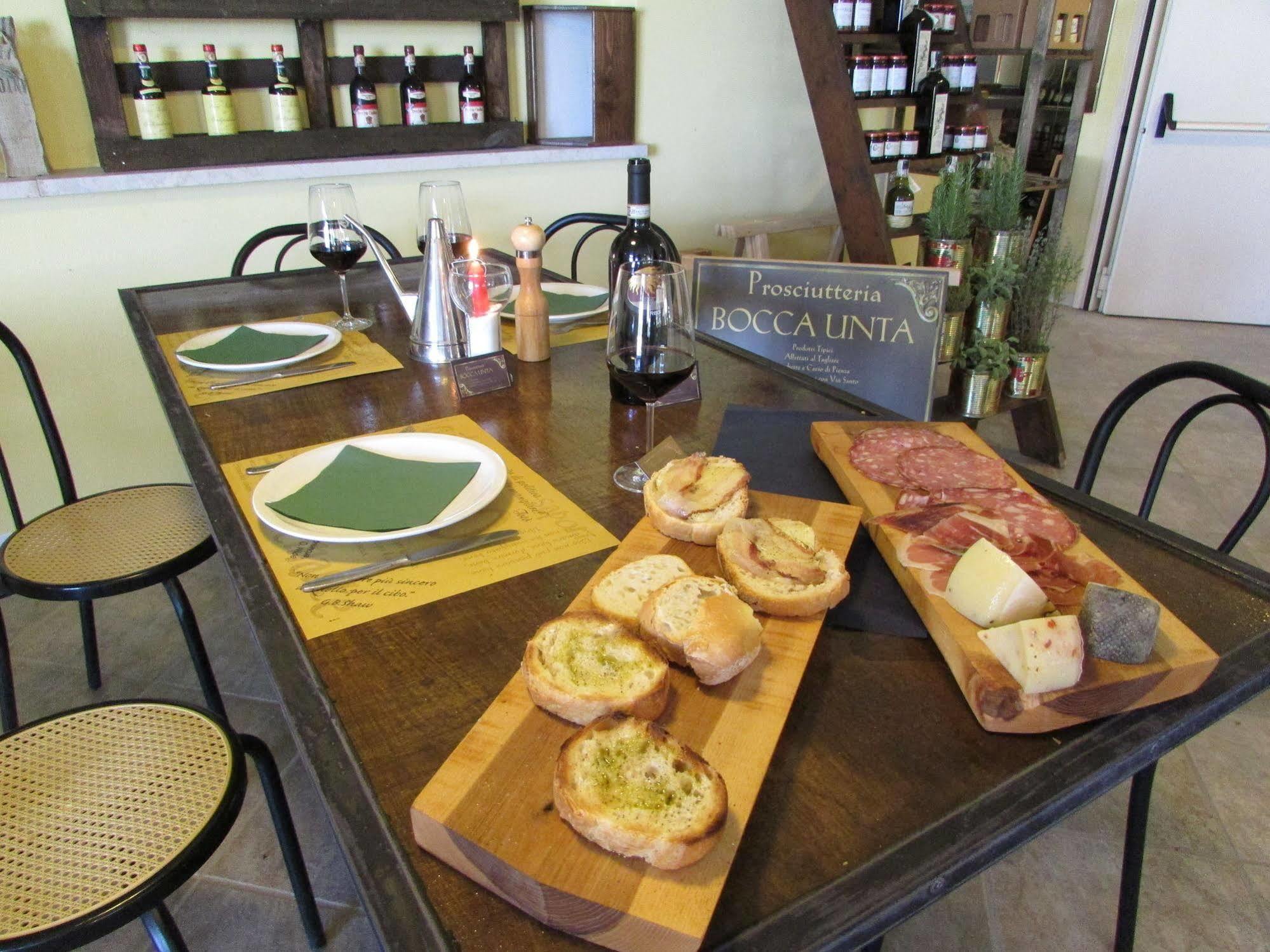 Il Grifo Hotel E Bisteccheria Toscana Montepulciano Stazione Kültér fotó